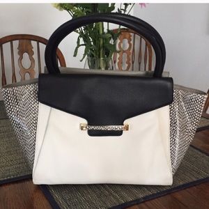 Vince Camuto Tote Bag - image 1